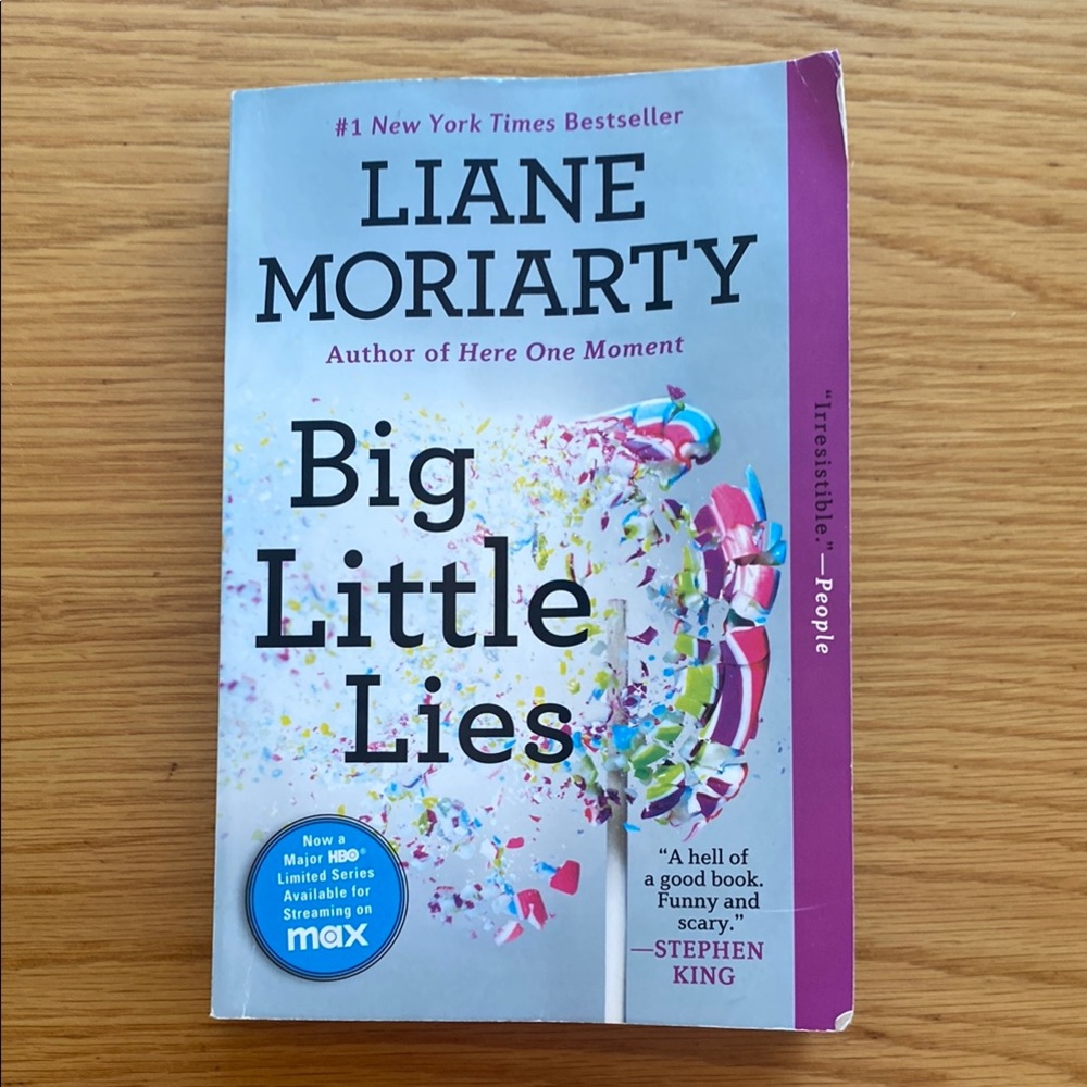BIG LITTLE LIES Paperback Novel by Liane Moriarty